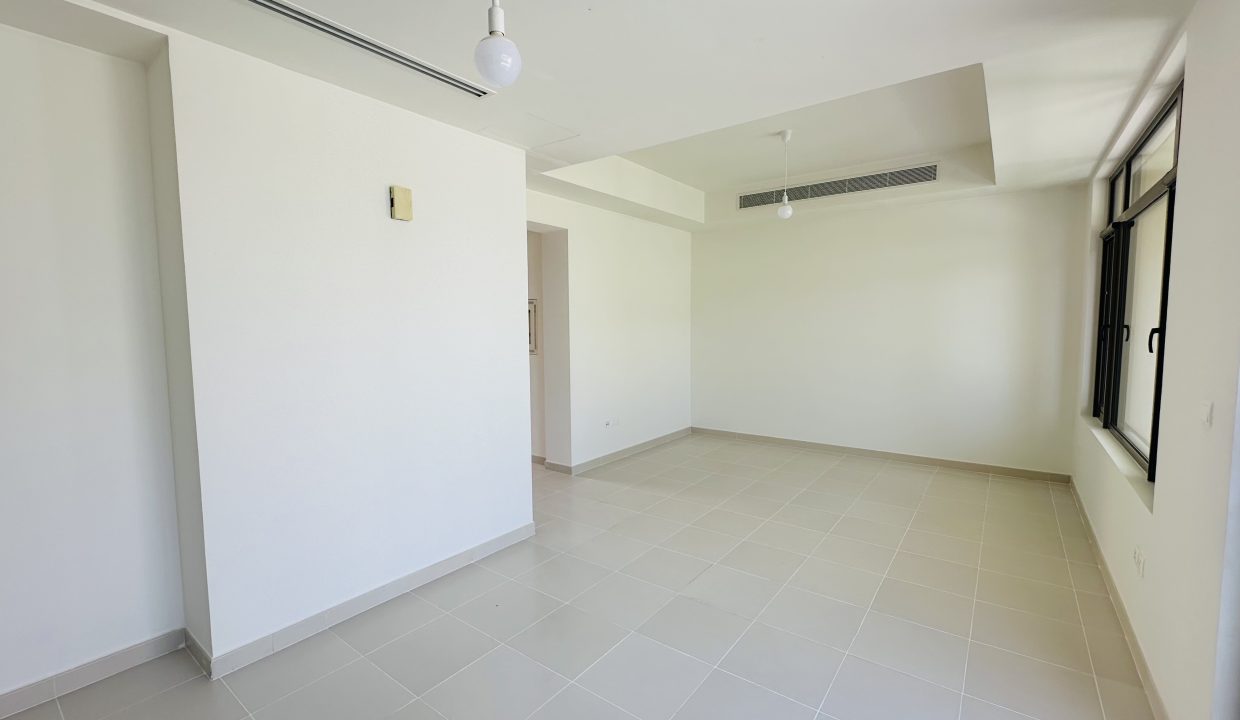 MASTER'S BEDROOM