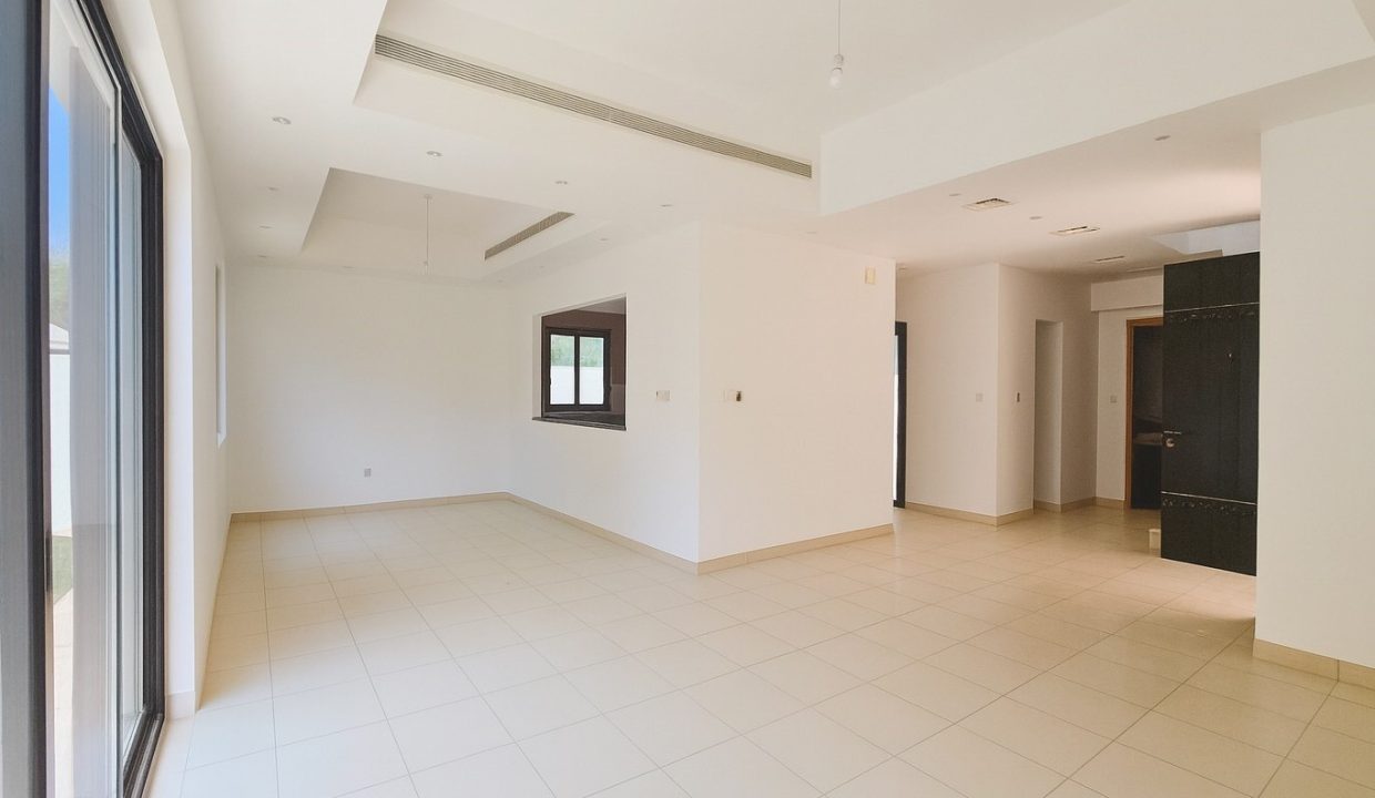 WhatsApp Image 2025-09-11 at 2.43.41 PM (1)