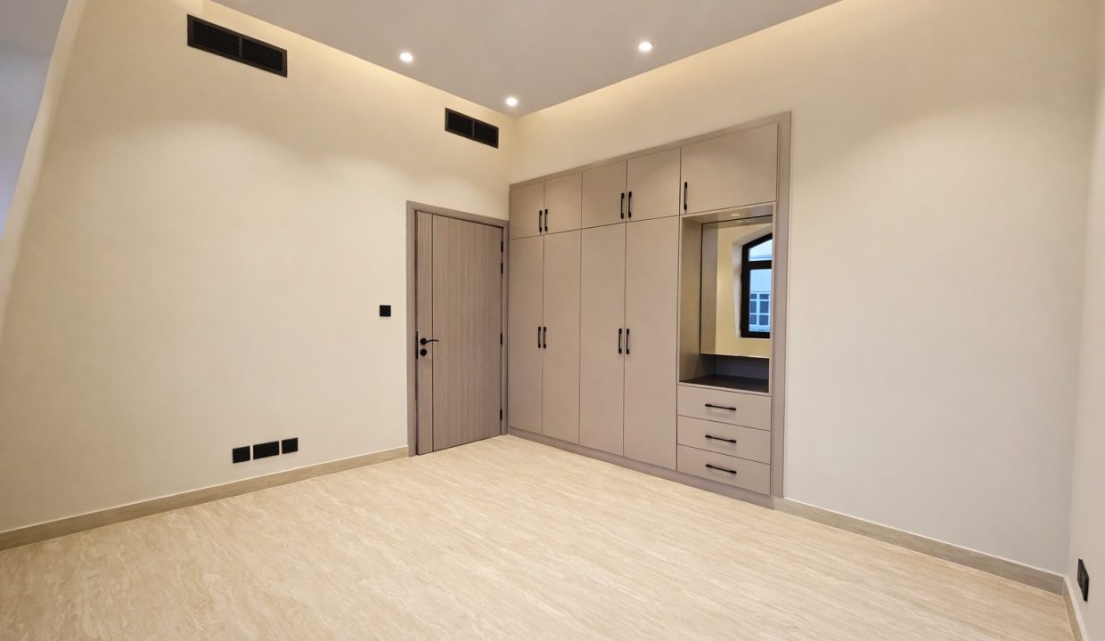 WhatsApp Image 2026-01-06 at 09.19.45