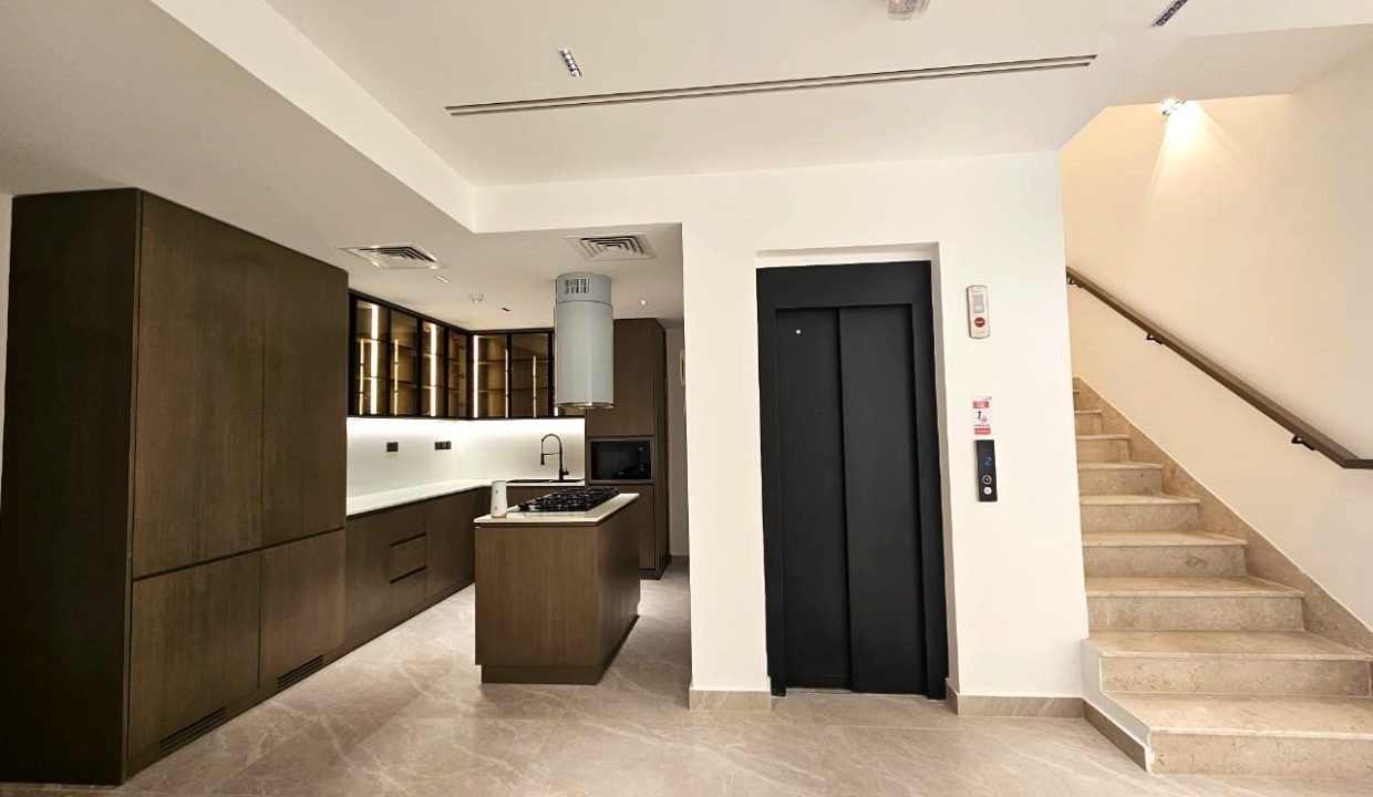 WhatsApp Image 2026-02-18 at 02.19.33-5