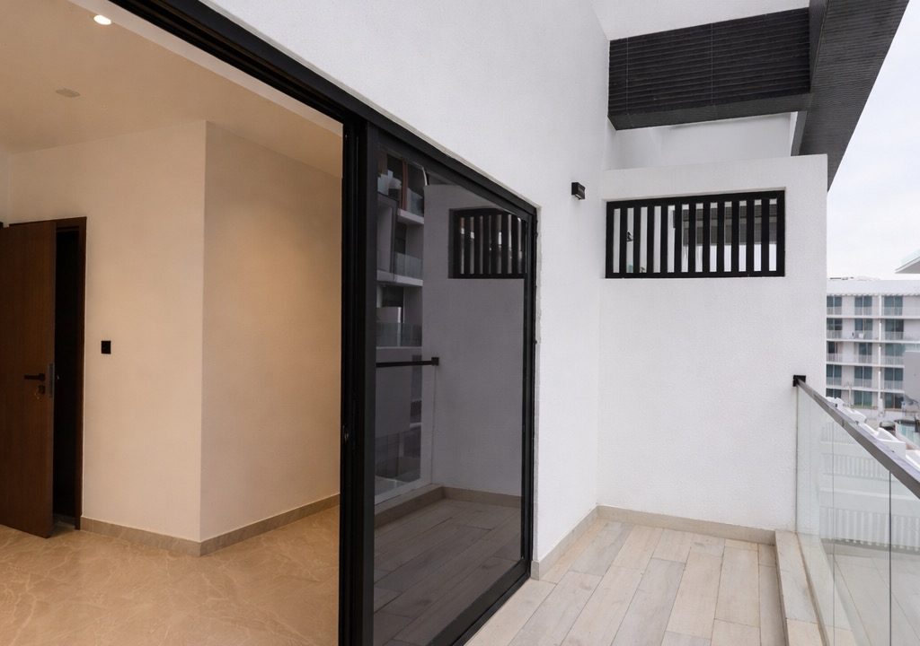 WhatsApp Image 2026-04-16 at 15.53.59-4