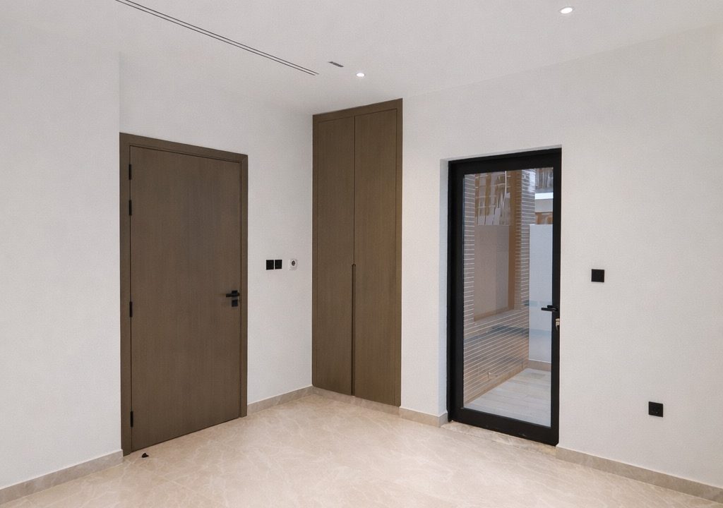 WhatsApp Image 2026-04-16 at 15.54.01-11