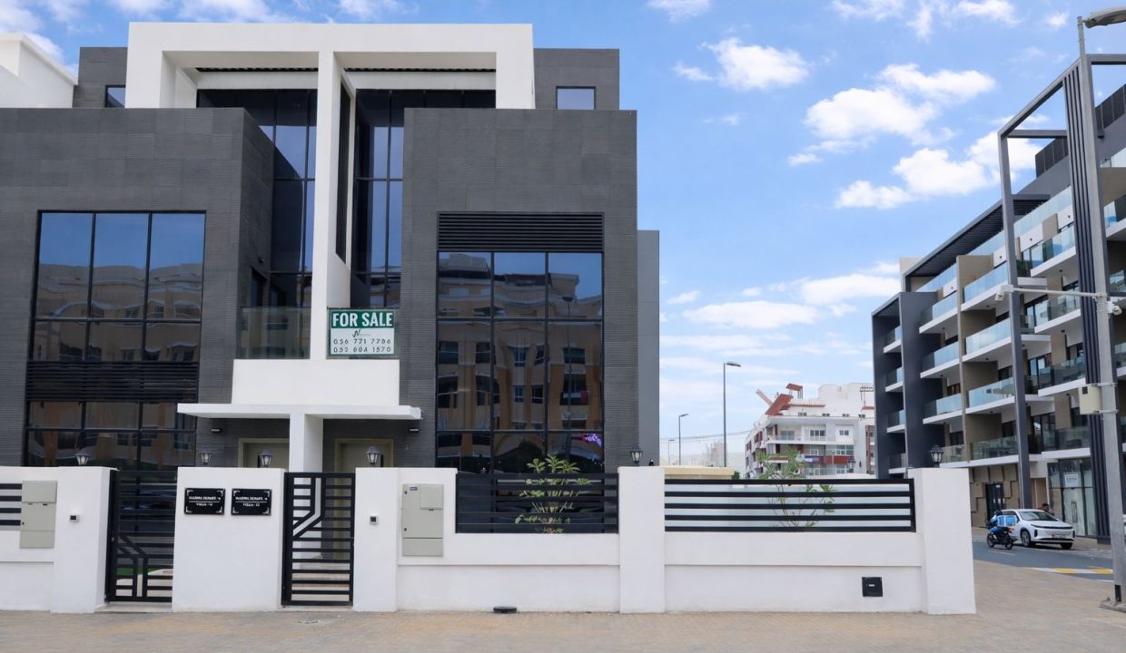 WhatsApp Image 2026-04-16 at 15.54.04-27