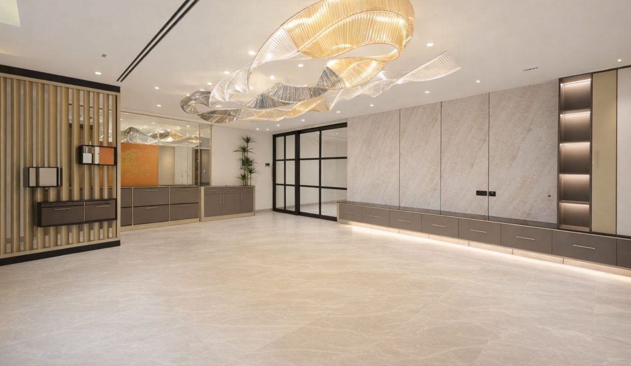 WhatsApp Image 2026-04-16 at 15.54.05-31