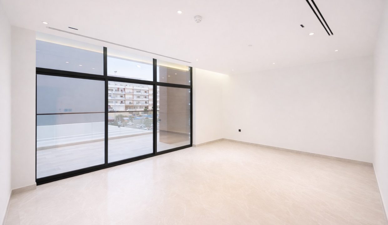 WhatsApp Image 2026-04-17 at 13.43.31-3